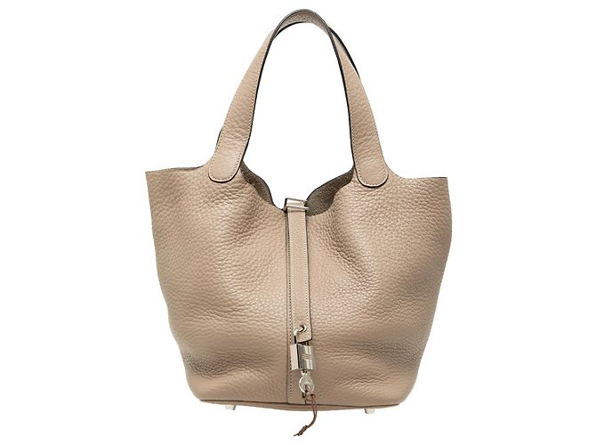 Hermès Picotin Lock 18 em Clemence Bege