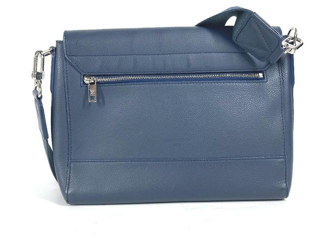 Borsa a tracolla Louis Vuitton Men's Aerogram Take Off Flap Blu navy