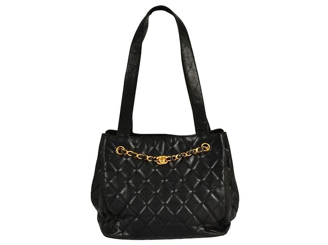 Timeless Bolso de hombro Chanel en piel de becerro granulado negro
