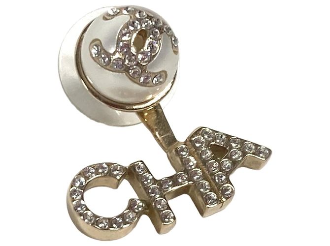 Timeless Pendientes de botón Chanel CC Coco Mark de perlas sintéticas y strass Blanco