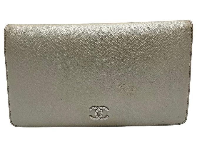 Chanel CC bifold wallet leather medium Beige