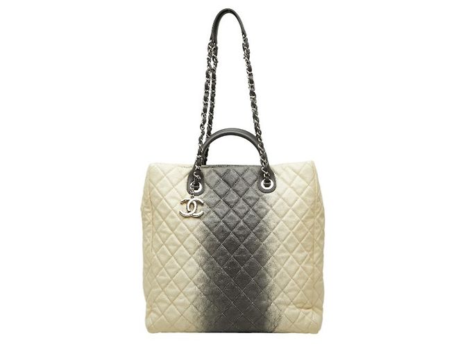 Borsa a tracolla tote Chanel Coco Mark Medium Nero Crudo
