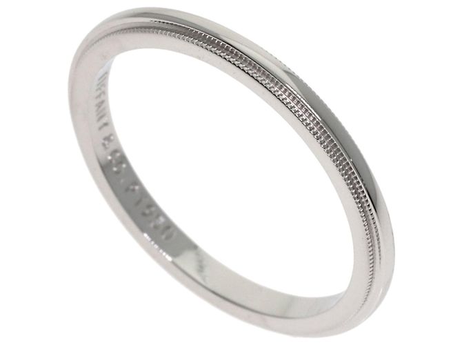 Anillo de banda de platino Milgrain Tiffany & Co.