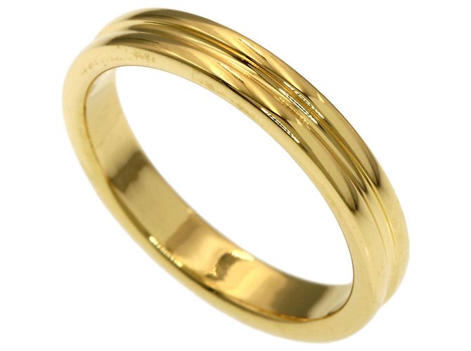 Anillo Godron Boucheron en oro amarillo de 18K