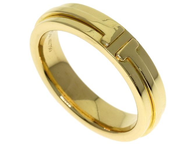 Tiffany T Anillo T Narrow de Tiffany & Co. en oro amarillo de 18K