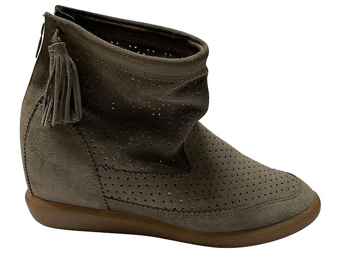 Bottines Beslay d'Isabel Marant en daim perforé gris