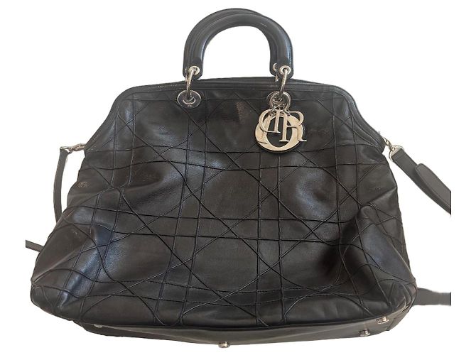 Bolsa de mão Dior Cannage em couro preto