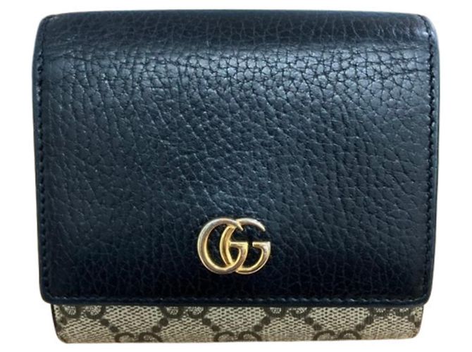 Cartera de doble pliegue Gucci GG Marmont