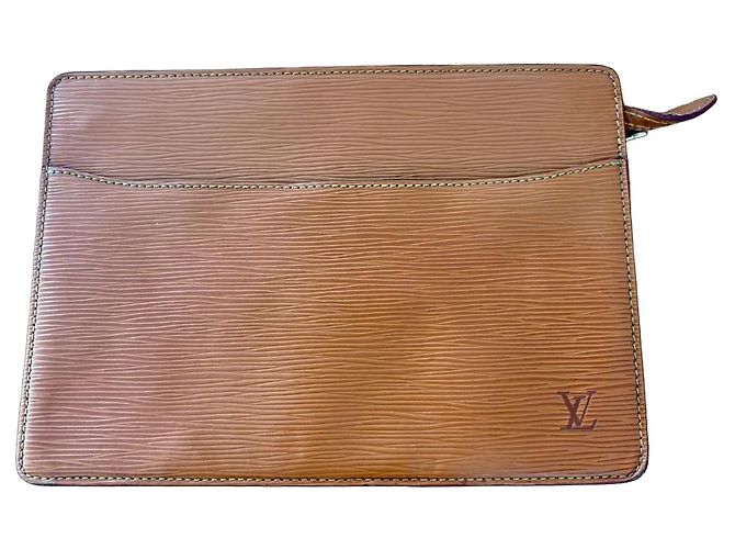 Pochette Louis Vuitton Epi Cuir Marrom