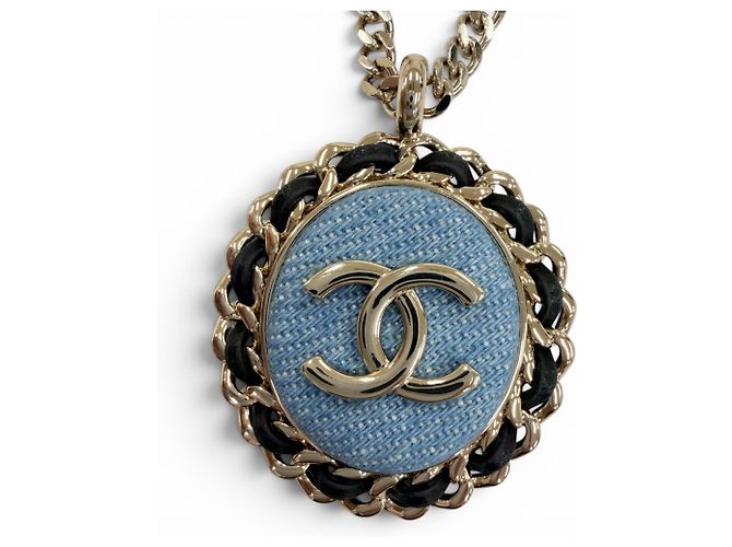 Collar de cadena Chanel B25P Coco Mark Design en denim Azul