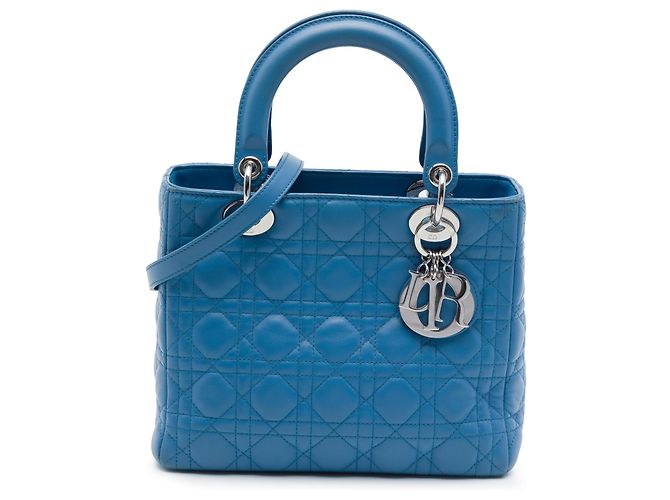 Lady Dior en agneau cannage bleu, taille Medium