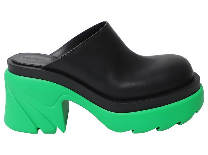 Mules Flash Platform in pelle di vitello nera Bottega Veneta Nero