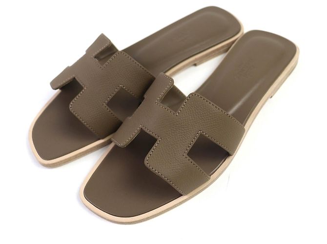 Hermès Sandales plates en cuir Oran37 Hermes
