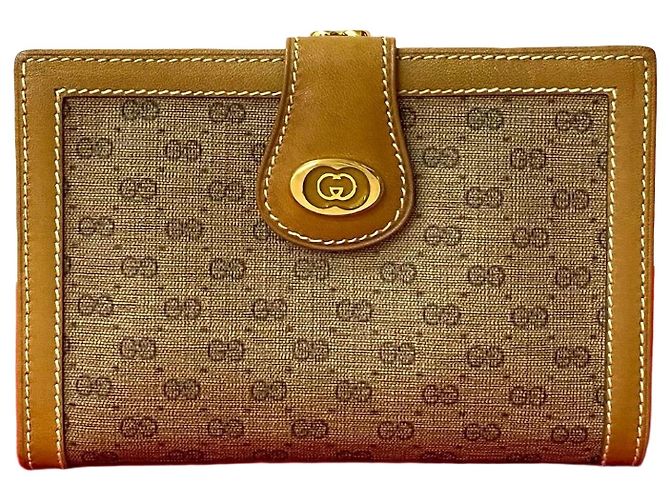 Gucci Leather Bifold Wallet Brown