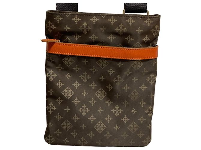 Autre Marque Borsa a tracolla in jacquard monogram russet Marrone
