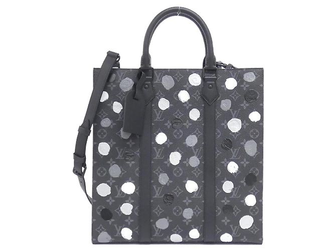 Louis Vuitton Monogram Eclipse Sac Plat Bag Noir