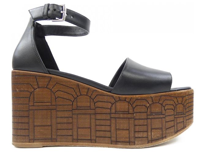 Hermès Hermes Illusion Calf Sandals Black