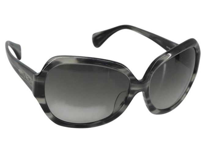 Gafas de sol Miu Miu de plástico Gray Auth 190516M Castaño
