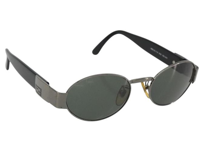 Gafas de sol FENDI Plástico Negro Auth BA13833