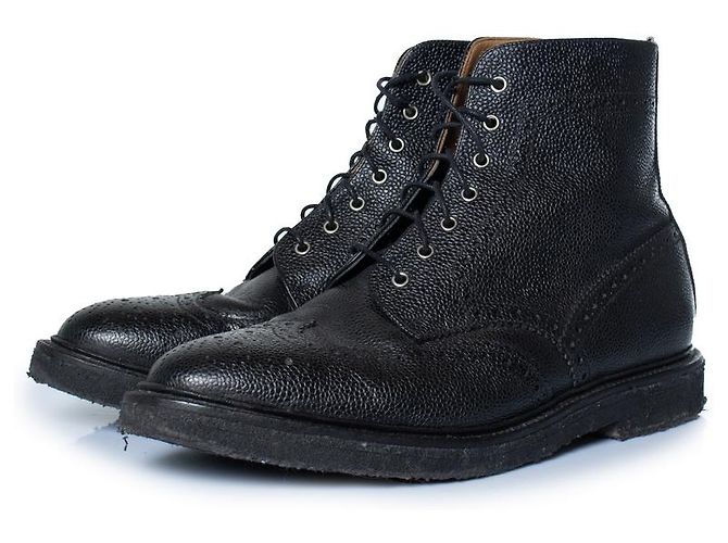 Thom Browne, botas wingtip en piel granulada negra Negro