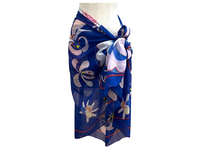 Sciarpa Chanel G19 in misto cotone e seta con motivo floreale blu