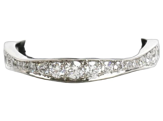 HARRY WINSTON Platinum Pave Wave Ring