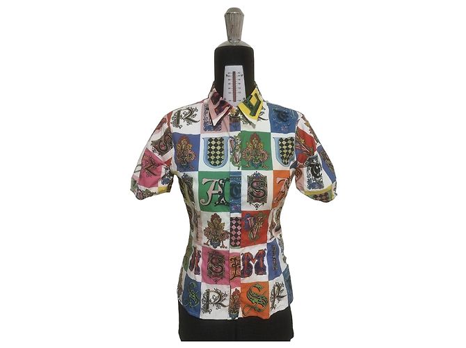 Camisa Versace Estampado Alfabeto Barroco Gótico Multicolor