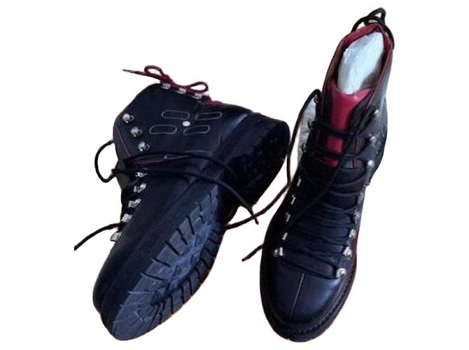 Hermès Botas Pyrénées Masculinas em pele de vitelo Preto Vermelho