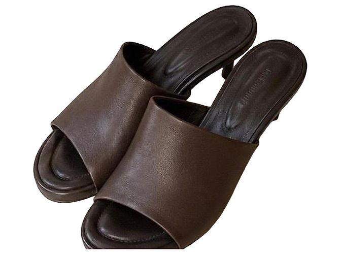 Jacquemus Leder-Mules mit Absatz Braun Größe 40