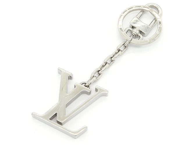 Louis Vuitton Silver Metal Keyring Silvery