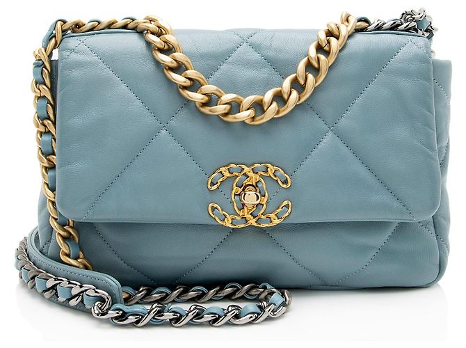 Gabrielle Borsa a tracolla Chanel Lambskin 19 Medium Flap Blu