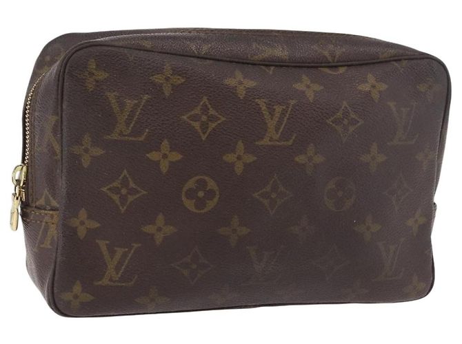 Louis Vuitton Necessaire Monogram Canvas 23 Marrom