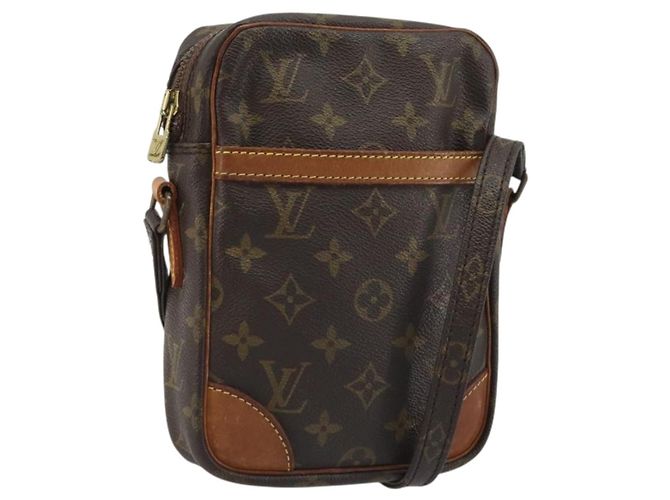 LOUIS VUITTON Bolsa de Ombro Monogram Danube M45266 LV Auth ar14022 Monograma