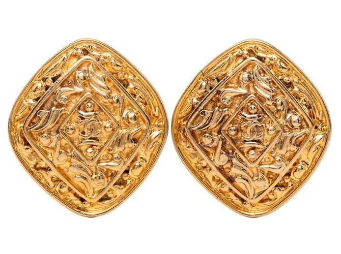 Boucles d'oreilles puces Chanel Coco Mark Motif Diamant