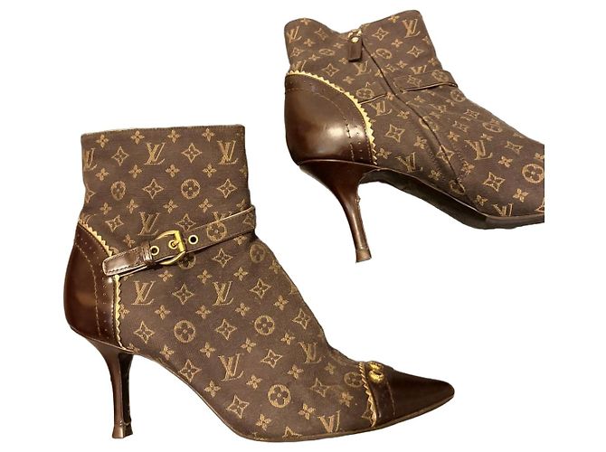 Louis Vuitton Botines Monogram Canvas Marrón Castaño