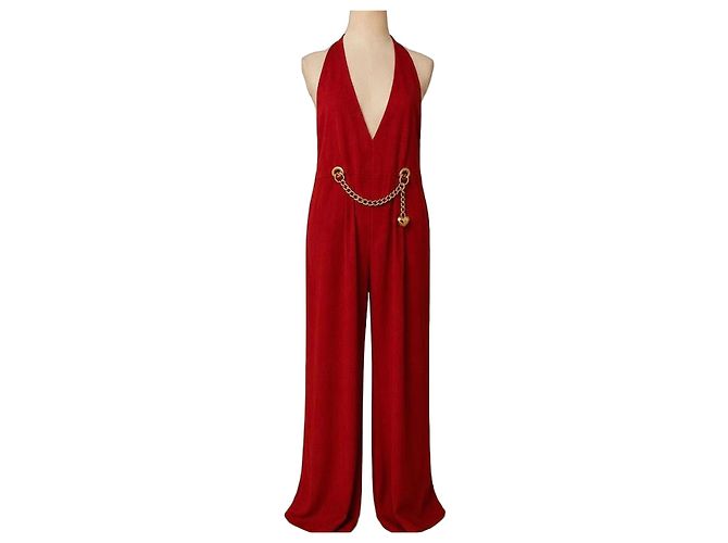 Moschino Mono Rojo con Cadena de Corazón Roja