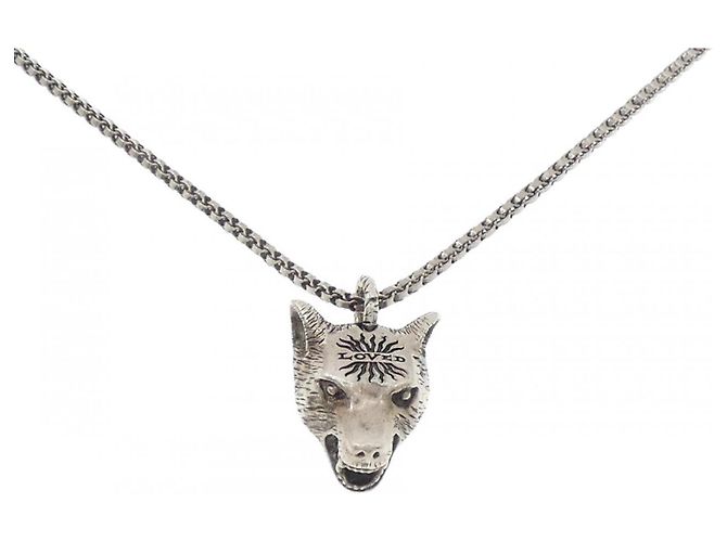 Collar cabeza de lobo Gucci