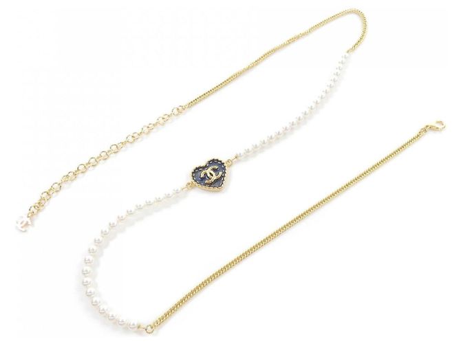 Cinto Chanel Branco e Dourado