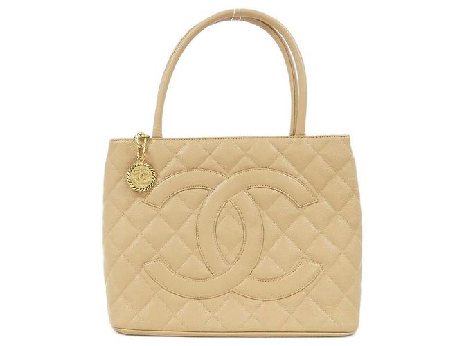 Bolsa Chanel 1804 Bege em pele de vitelo granulada