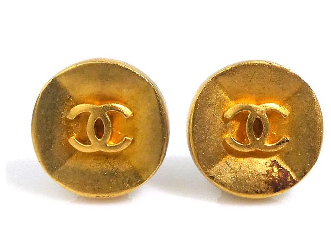 Boucles d'oreilles à clip dorées Chanel