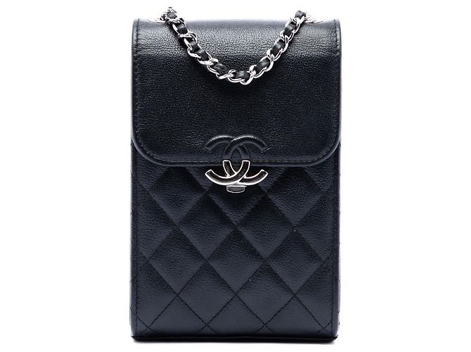 Porta-telemóvel Chanel Black CC em Caviar acolchoado com corrente Preto