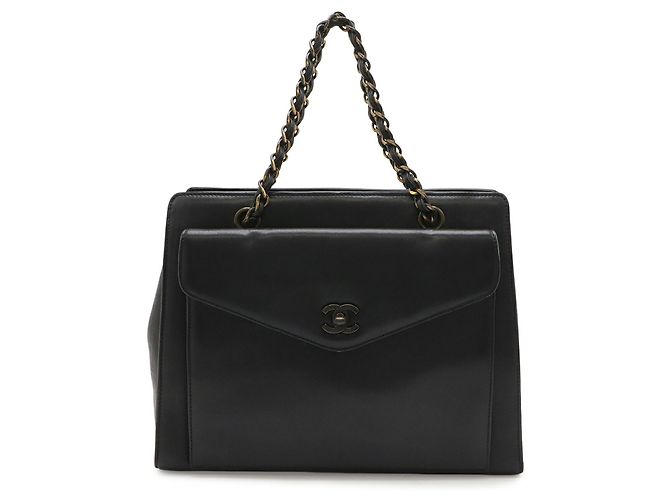 Bolsa Tote Chanel em couro preto com alça de corrente