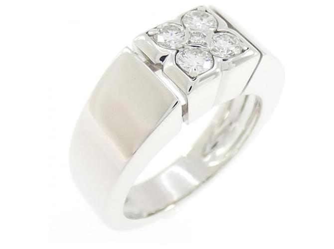 Anel J da Van Cleef & Arpels em ouro branco 18K 