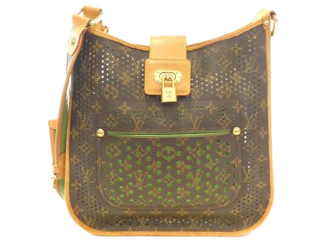 Bolsa de Ombro Louis Vuitton Monogram Perfo Marrom