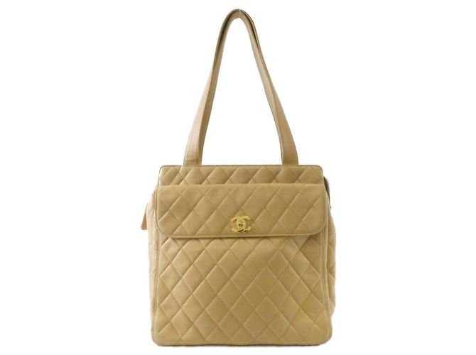 Bolsa de ombro Chanel em pele de cordeiro Marrom Bege