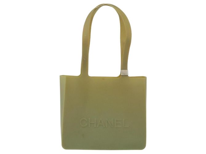 Tote Chanel Vintage Logo in plastica Cachi