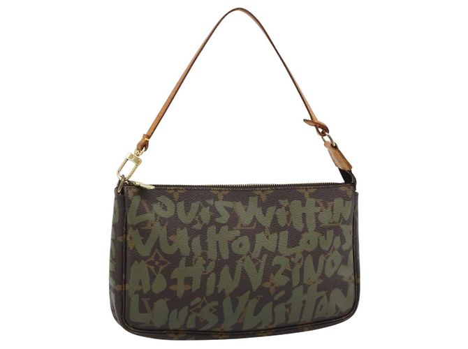 LOUIS VUITTON Monogram Graffiti Pochette Accessoires Khaki M92191 Auth bs36205A Monogramm