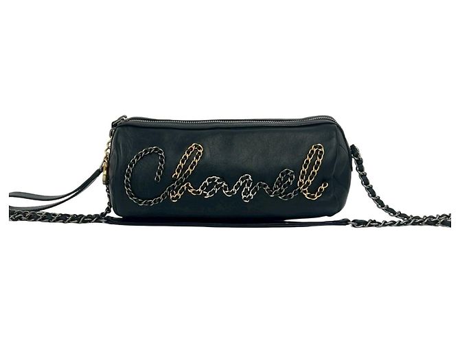 Borsa a tracolla Chanel Matelassé Logo Chain Nero