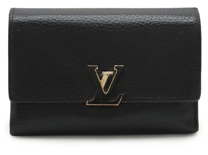 Louis Vuitton Portefeuille Capucines Compact Tri Fold Wallet Black