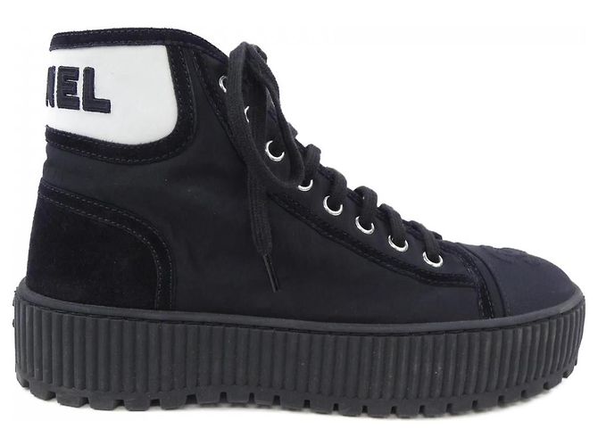 Sneakers con lacci Chanel Nero